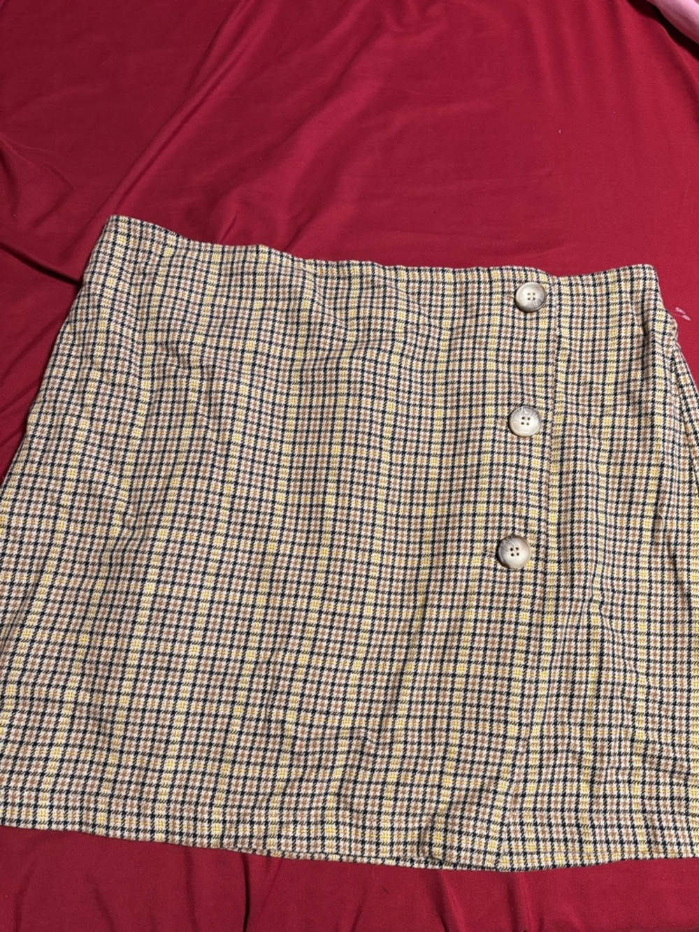 American Eagle Outfitters Beige Plaid Button-Front Skort
